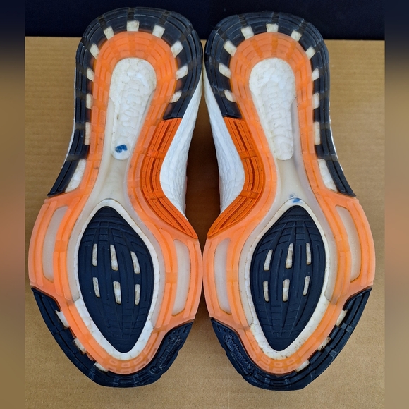 Adidas Ultraboost 22 Size 8.5 Aluminum Beam Orange GX6666**No Insole** - Picture 10 of 13